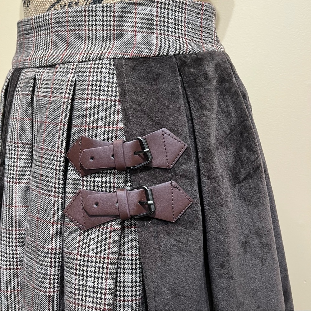 Brown Plaid Steampunk Buckle Asymmetric Utility Skirt - Picture 3 of 12
